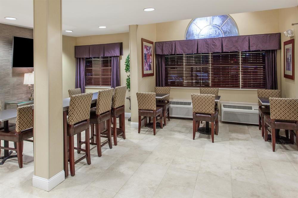 Microtel Inn & Suites By Wyndham Atlanta Buckhead Area Esterno foto