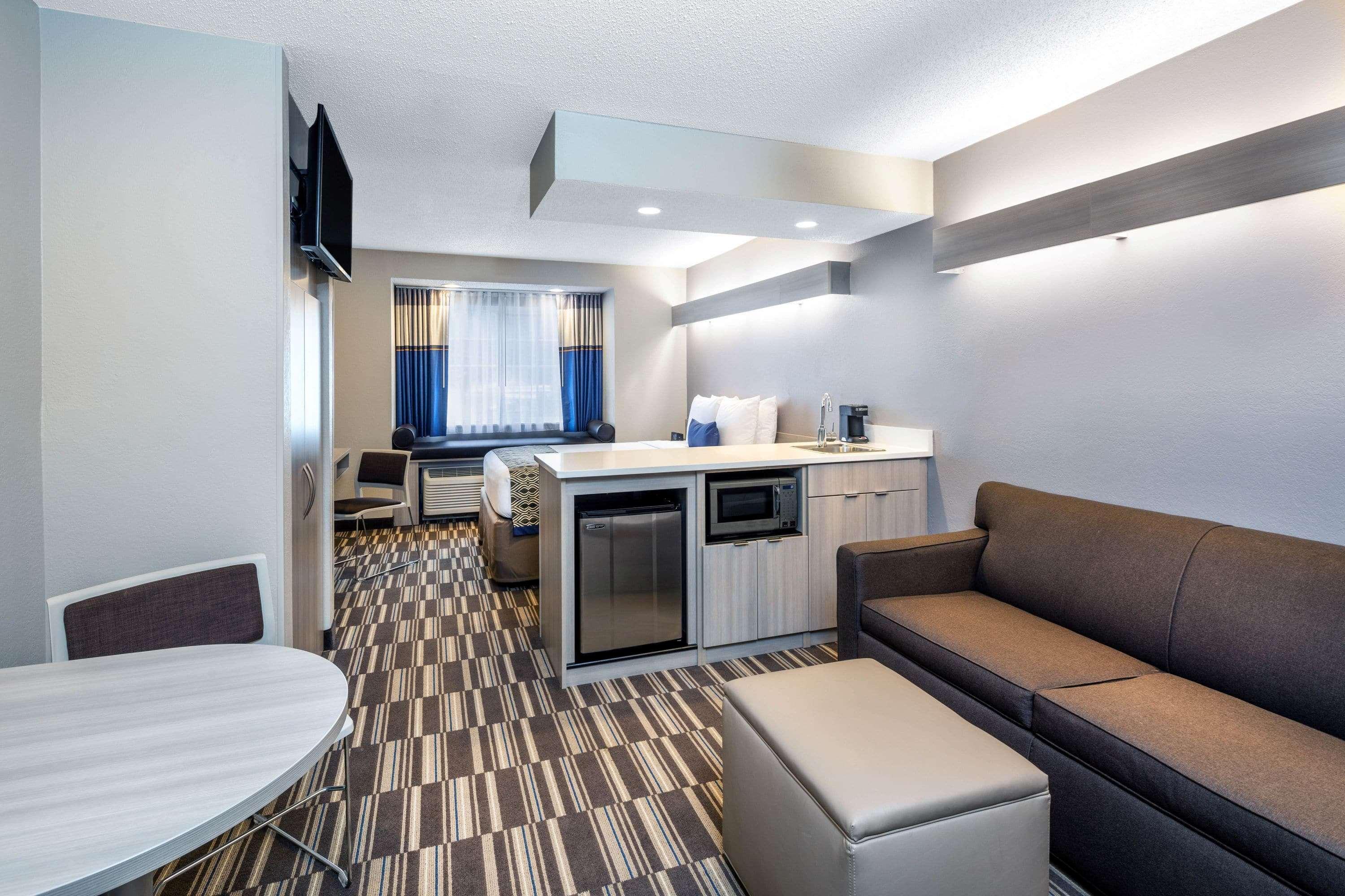 Microtel Inn & Suites By Wyndham Atlanta Buckhead Area Esterno foto